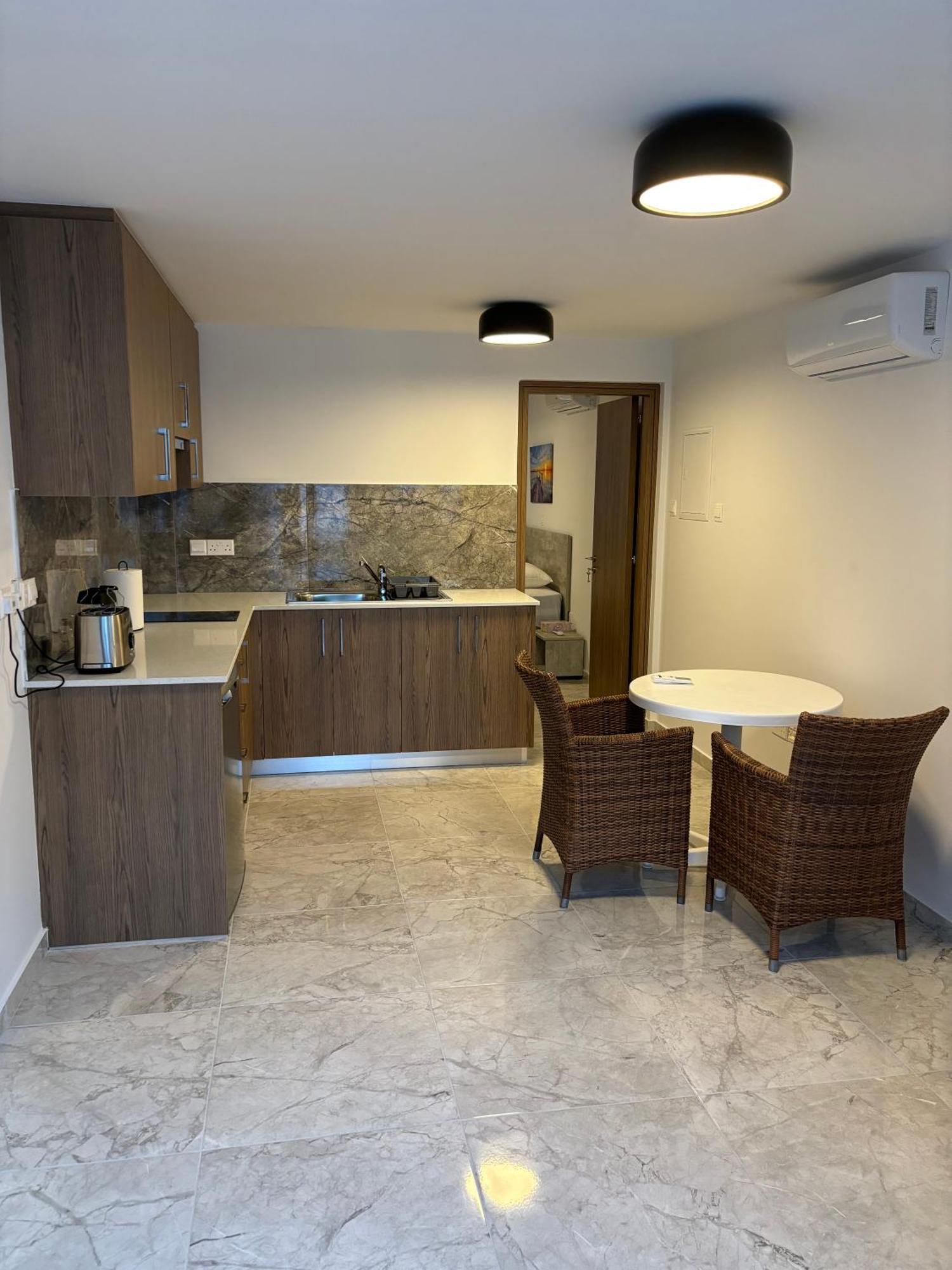 Luca Apts Napa Айя-Напа Екстер'єр фото